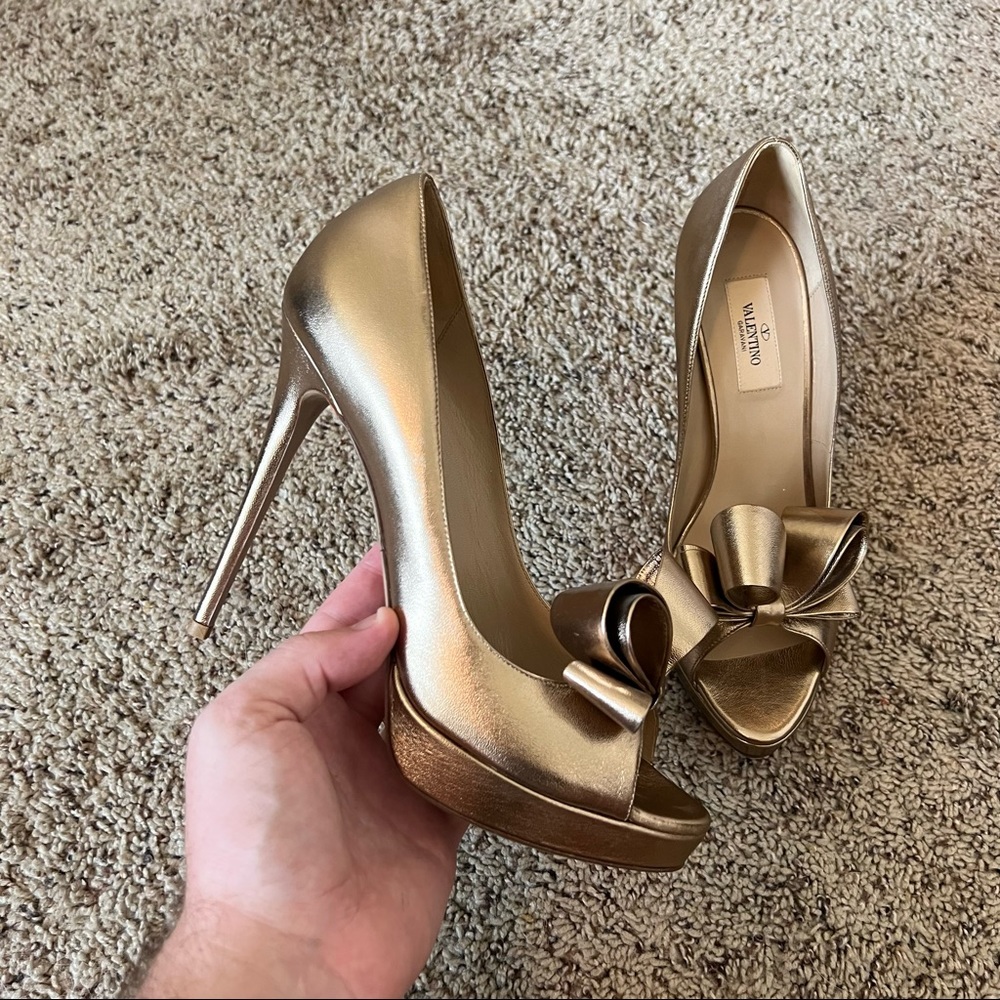 Valentino Gold Peep Toe Heels With Bow